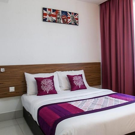 Oyo 180 V Hotel Kuala Lumpur Eksteriør billede