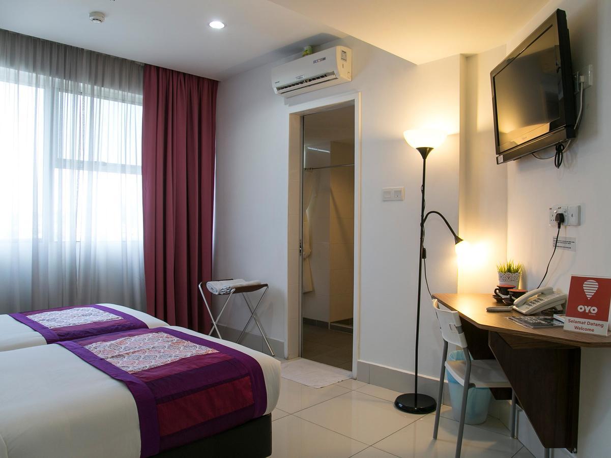 Oyo 180 V Hotel Kuala Lumpur Eksteriør billede