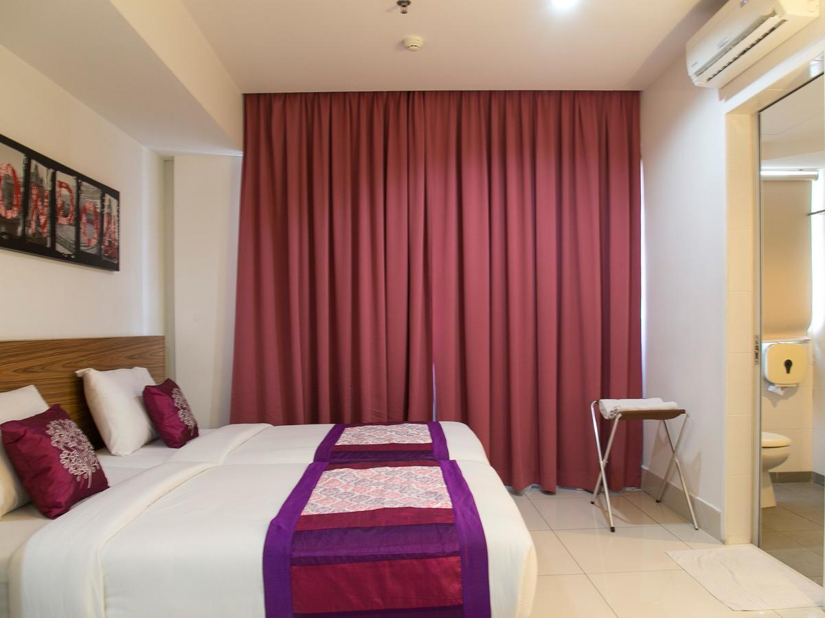 Oyo 180 V Hotel Kuala Lumpur Eksteriør billede