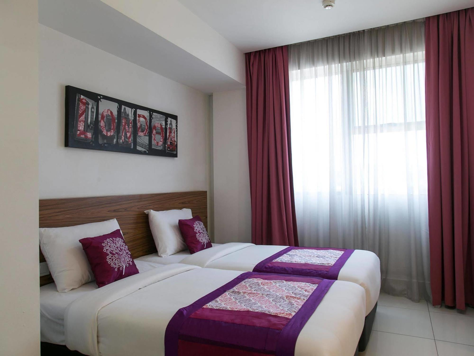 Oyo 180 V Hotel Kuala Lumpur Eksteriør billede